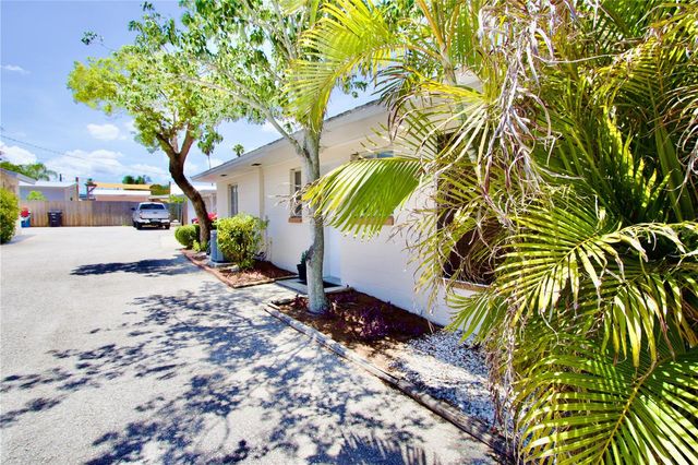 411 PLEASANT STREET, Clearwater, FL 33755