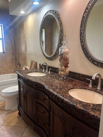 318 Peach Point, Jones Creek, TX 77541