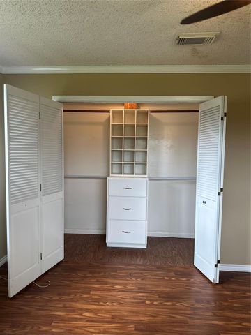 318 Peach Point, Jones Creek, TX 77541