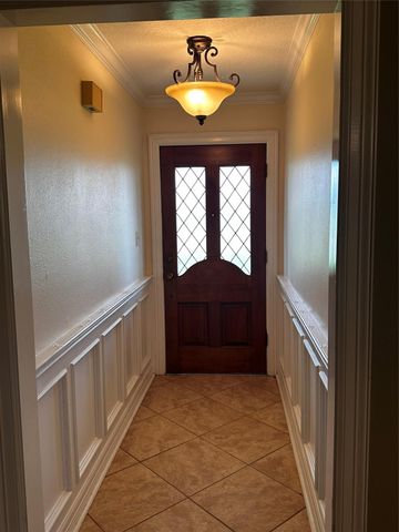 318 Peach Point, Jones Creek, TX 77541