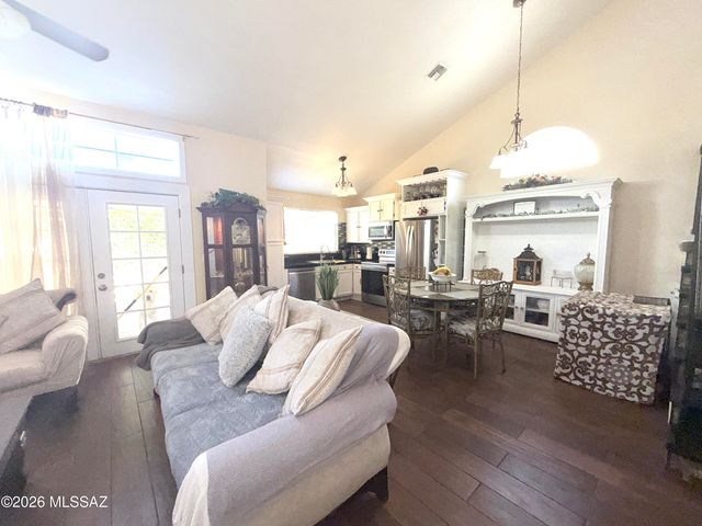3080 W Calle Levante, Tucson, AZ 85746