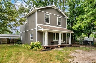 227 Schick Drive, Orion Charter Township, MI 48362