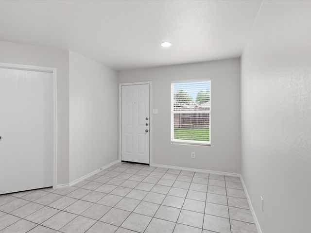 1132 Boxwood Drive, Crowley, TX 76036