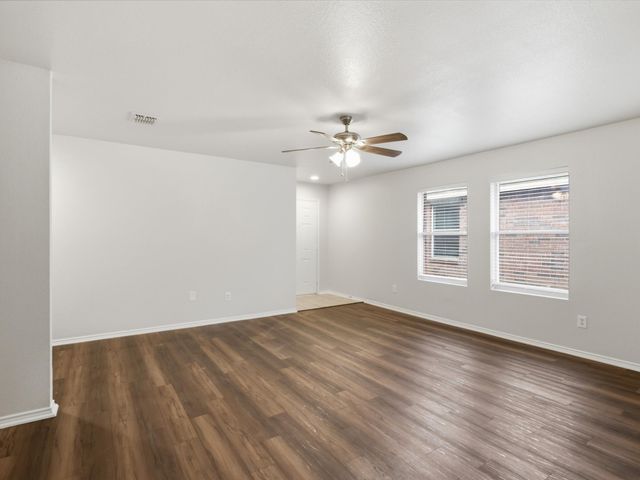 1132 Boxwood Drive, Crowley, TX 76036