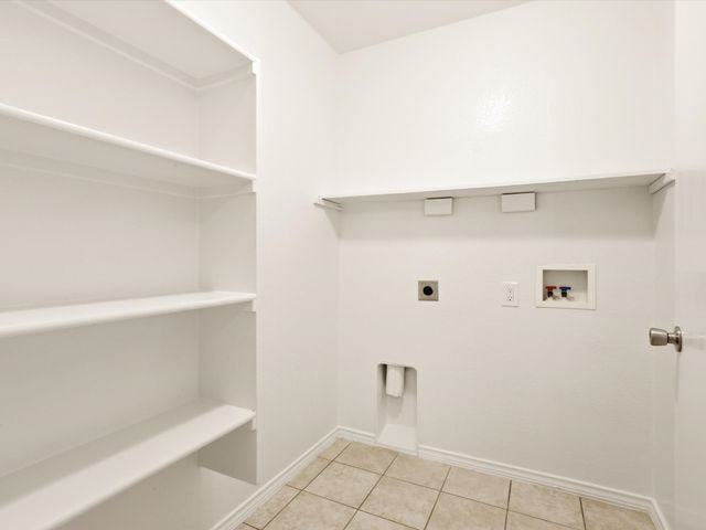 1132 Boxwood Drive, Crowley, TX 76036