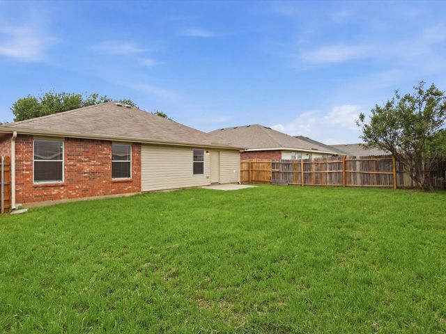 1132 Boxwood Drive, Crowley, TX 76036