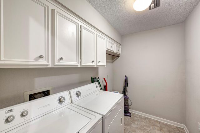 9943 Kemp Forest Drive, Houston, TX 77080