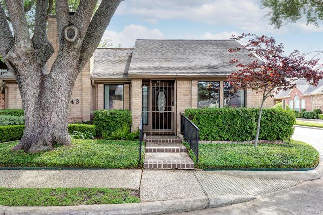 9943 Kemp Forest Drive, Houston, TX 77080