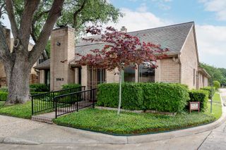 9943 Kemp Forest Drive, Houston, TX 77080