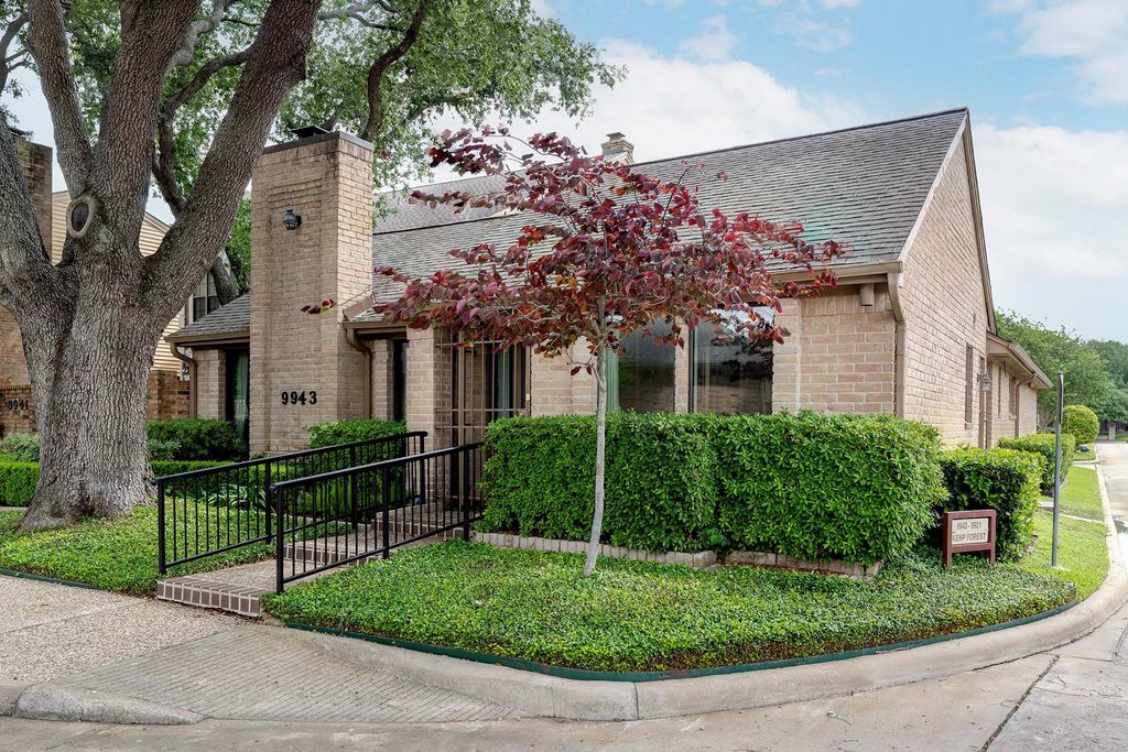 9943 Kemp Forest Drive, Houston, TX 77080