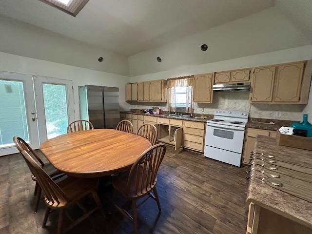 540 Rolling Oak Dr, Big Sandy, TN 38221