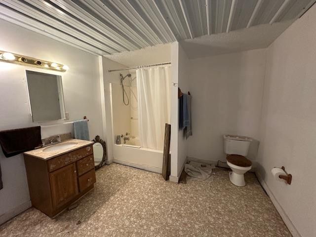 540 Rolling Oak Dr, Big Sandy, TN 38221