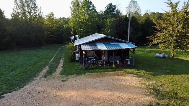 540 Rolling Oak Dr, Big Sandy, TN 38221