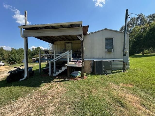 540 Rolling Oak Dr, Big Sandy, TN 38221