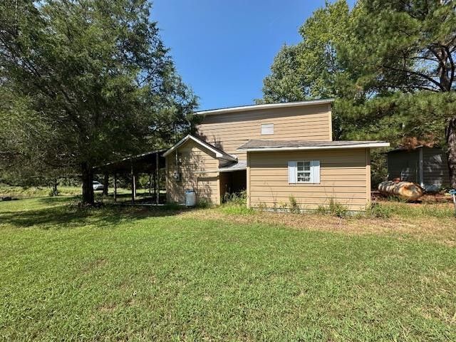540 Rolling Oak Dr, Big Sandy, TN 38221