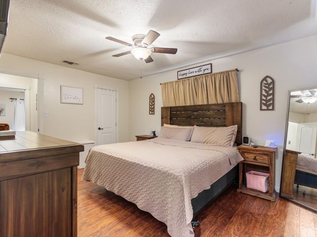 319 County Road 912a, Brazoria, TX 77422