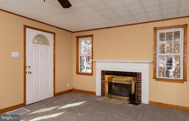 355 E HIGH ST, Middletown, PA 17057