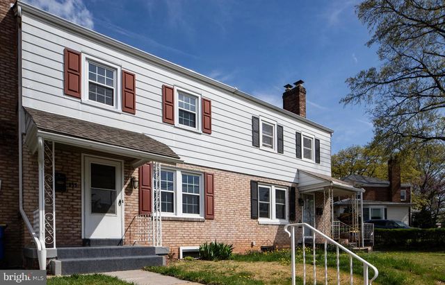 355 E HIGH ST, Middletown, PA 17057