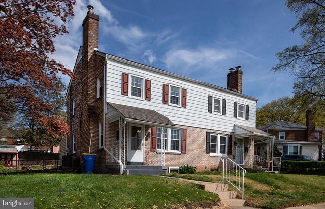 355 E HIGH ST, Middletown, PA 17057