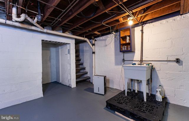 355 E HIGH ST, Middletown, PA 17057