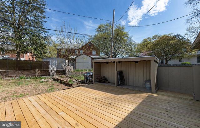 355 E HIGH ST, Middletown, PA 17057