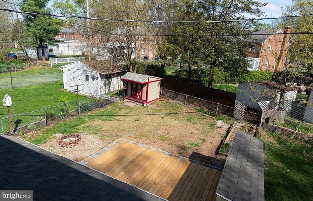 355 E HIGH ST, Middletown, PA 17057