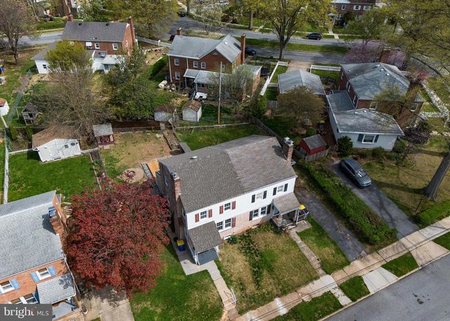 355 E HIGH ST, Middletown, PA 17057