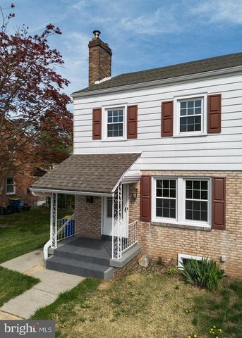 355 E HIGH ST, Middletown, PA 17057