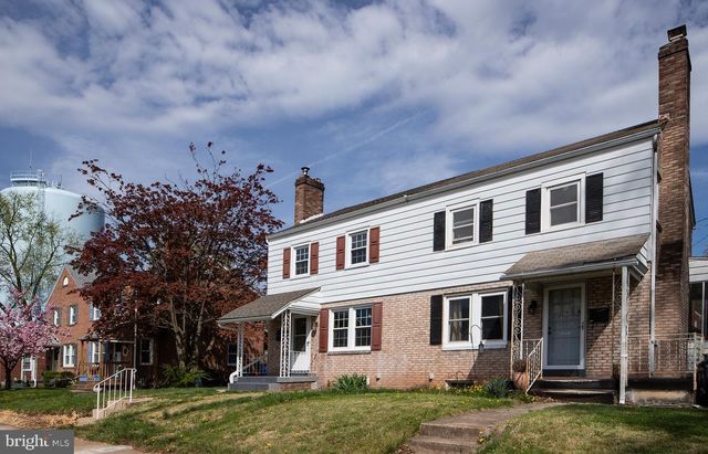 355 E HIGH ST, Middletown, PA 17057