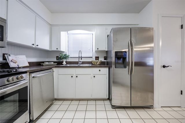 8476 NW 37TH DRIVE, Gainesville, FL 32653