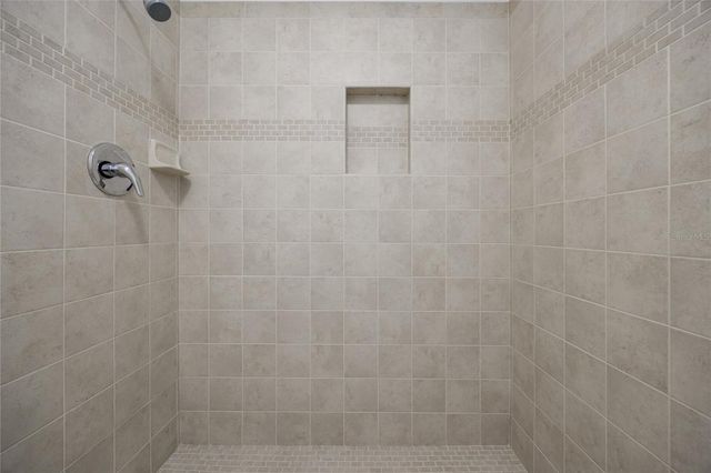 8476 NW 37TH DRIVE, Gainesville, FL 32653