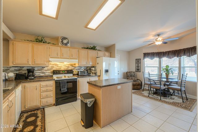 918 E LINCOLNWOOD Circle, Casa Grande, AZ 85194