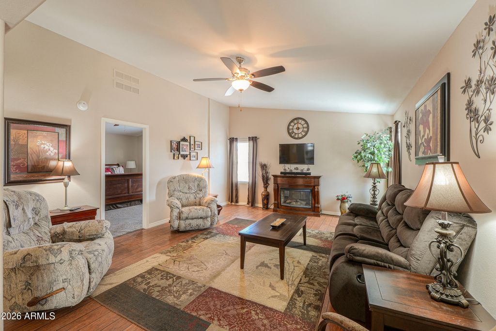 918 E LINCOLNWOOD Circle, Casa Grande, AZ 85194