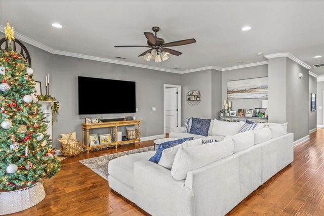 8043 Slugger Way, Chattanooga, TN 37421