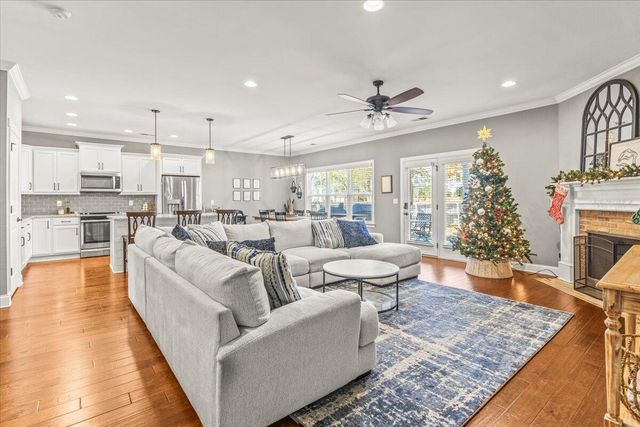 8043 Slugger Way, Chattanooga, TN 37421