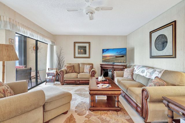 16913 Waterbend Drive 162, Jupiter, FL 33477