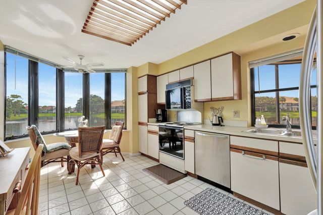 16913 Waterbend Drive 162, Jupiter, FL 33477