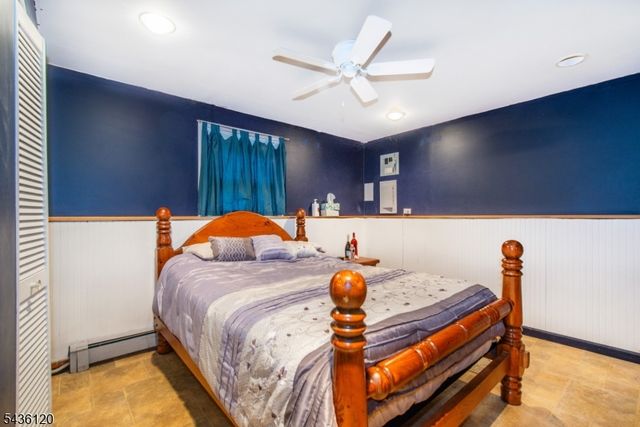 325 Conklintown rd, Ringwood Boro, NJ 07456
