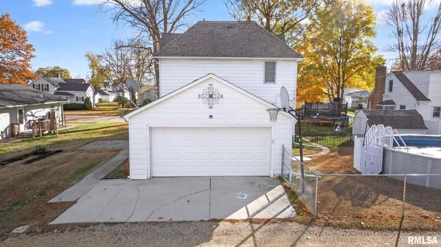 919 9TH Avenue, Fulton, IL 61252