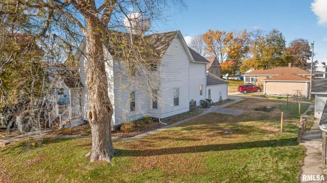 919 9TH Avenue, Fulton, IL 61252