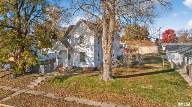 919 9TH Avenue, Fulton, IL 61252