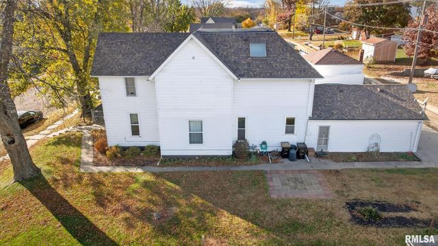 919 9TH Avenue, Fulton, IL 61252