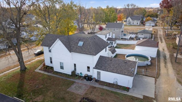 919 9TH Avenue, Fulton, IL 61252