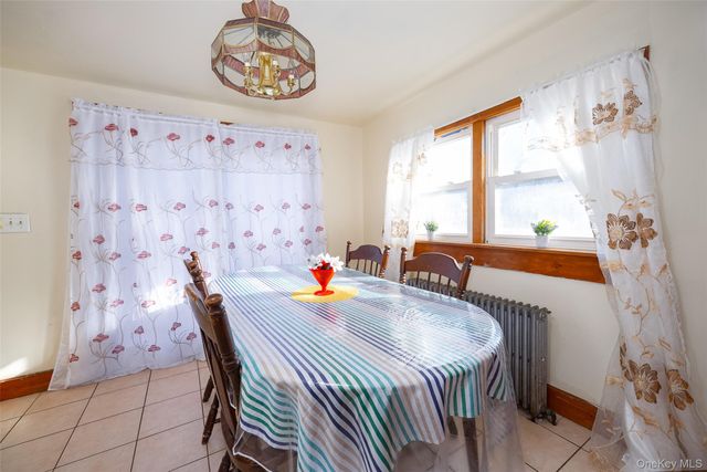 6 Poplar Street, Poughkeepsie, NY 12601