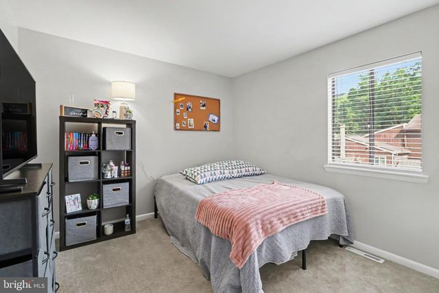 223 LEE CT, Enola, PA 17025