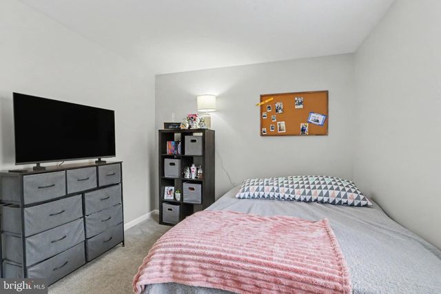 223 LEE CT, Enola, PA 17025