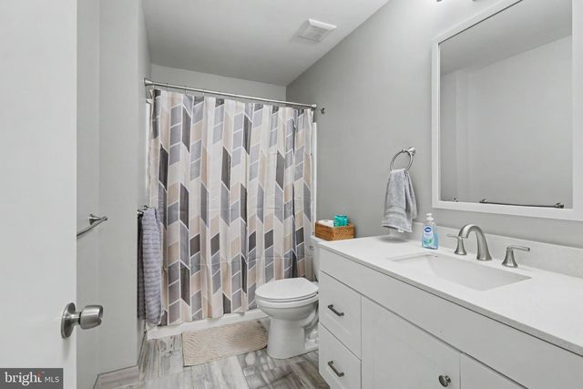 223 LEE CT, Enola, PA 17025
