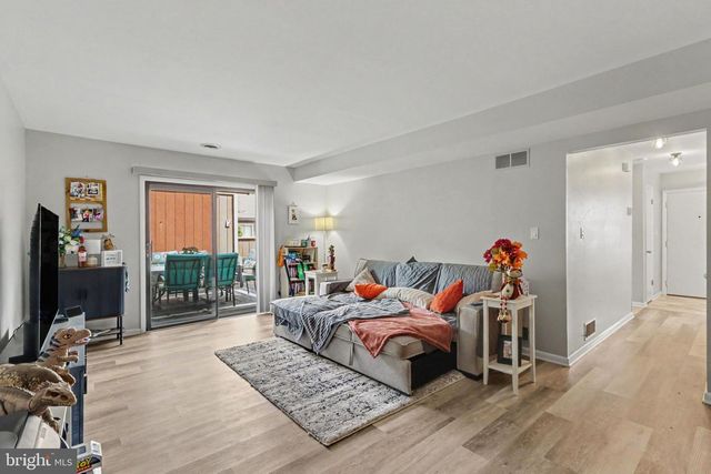 223 LEE CT, Enola, PA 17025