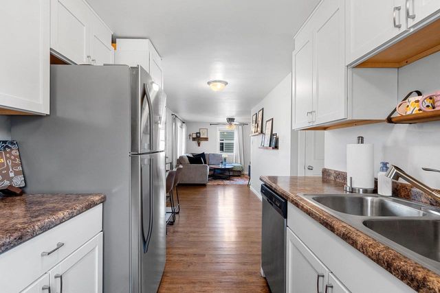 831 SUNNY LANE, Green Bay, WI 54304