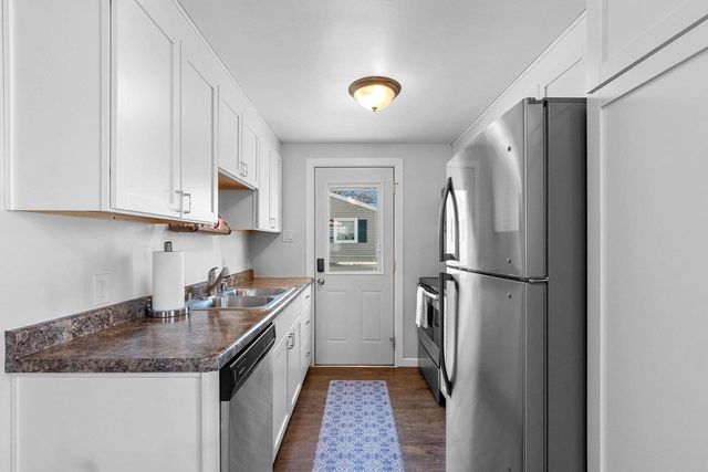 831 SUNNY LANE, Green Bay, WI 54304